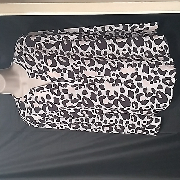 TALBOTS TOP - Picture 2 of 8